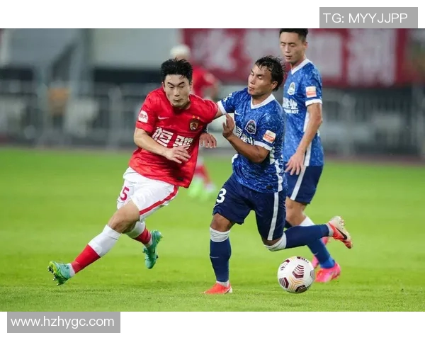 武汉排球队在钻石联赛积分榜上以100分稳居第一名展现强劲实力