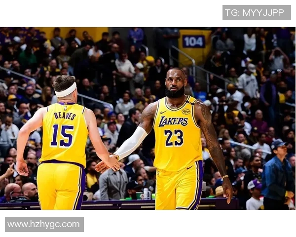 2013年湖人与热火的经典对决回顾与赛季精彩瞬间分析