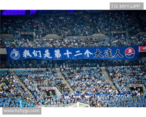 大连乙方迎战重庆斯威全力争胜展现球队实力与斗志