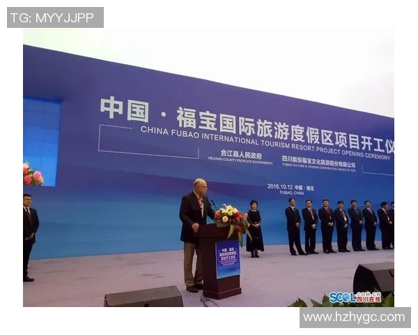 新疆咔什古城与上海的文化碰撞与旅游魅力对比探讨