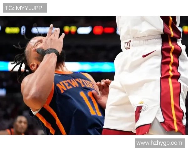 热火与火箭激烈对决NBA赛场再掀高潮球迷期待精彩瞬间